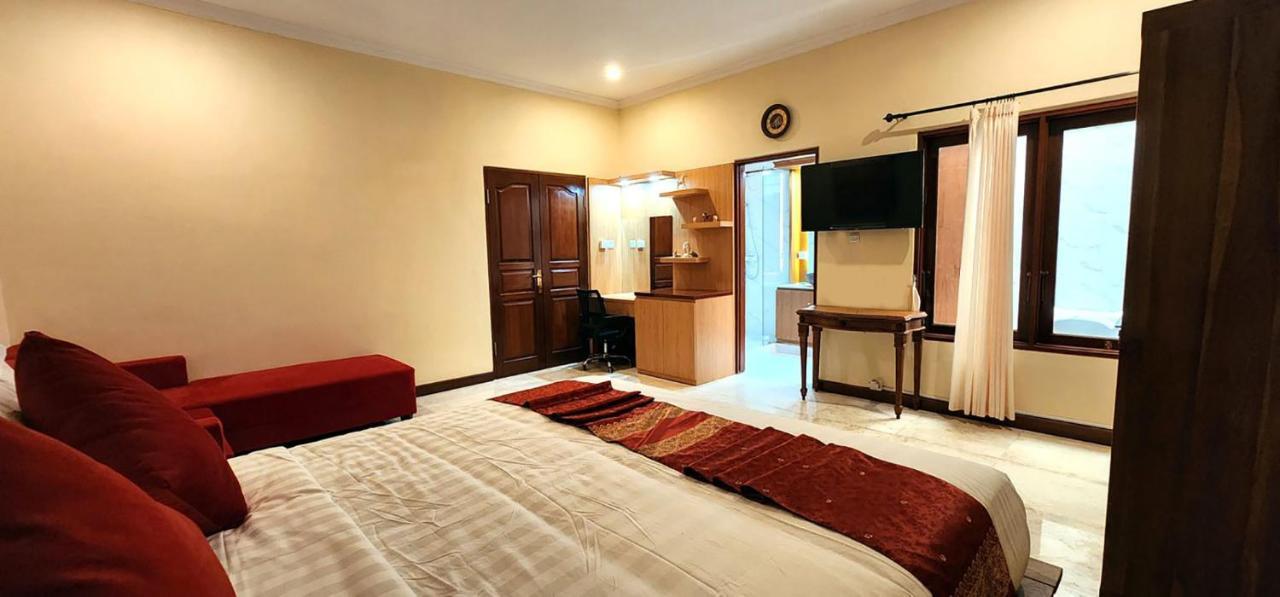 Bali Emerald Apartments Sanur  Bagian luar foto