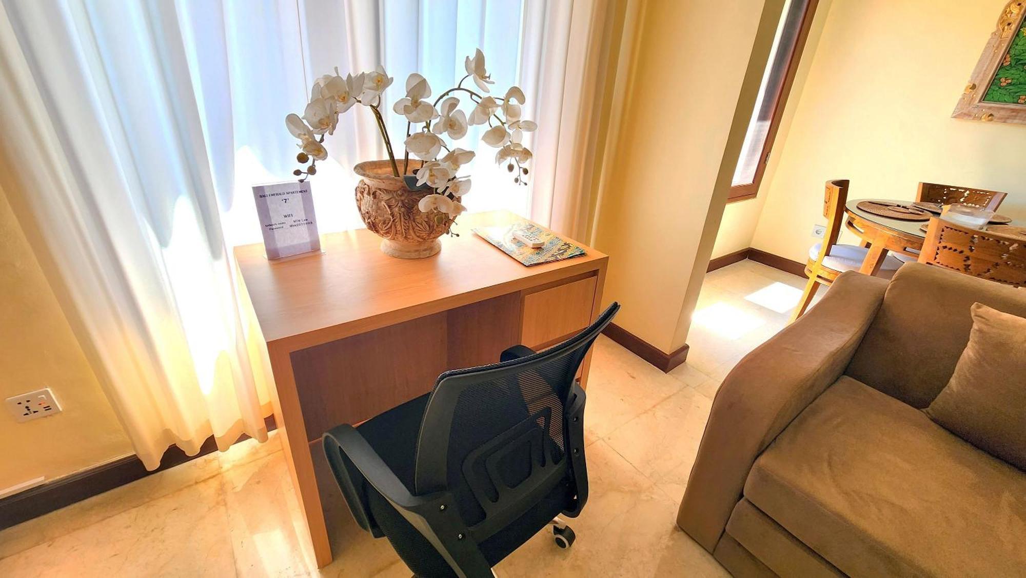 Bali Emerald Apartments Sanur  Bagian luar foto