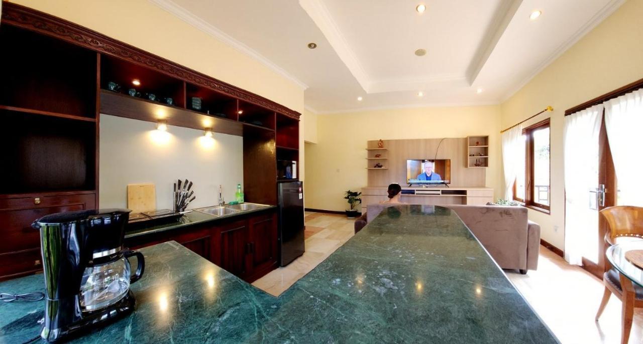 Bali Emerald Apartments Sanur  Bagian luar foto
